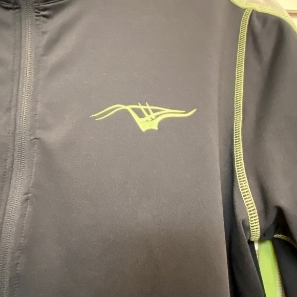 𝅺WOMEN'S Asics size L Athletic jacket - Picture 2 of 8